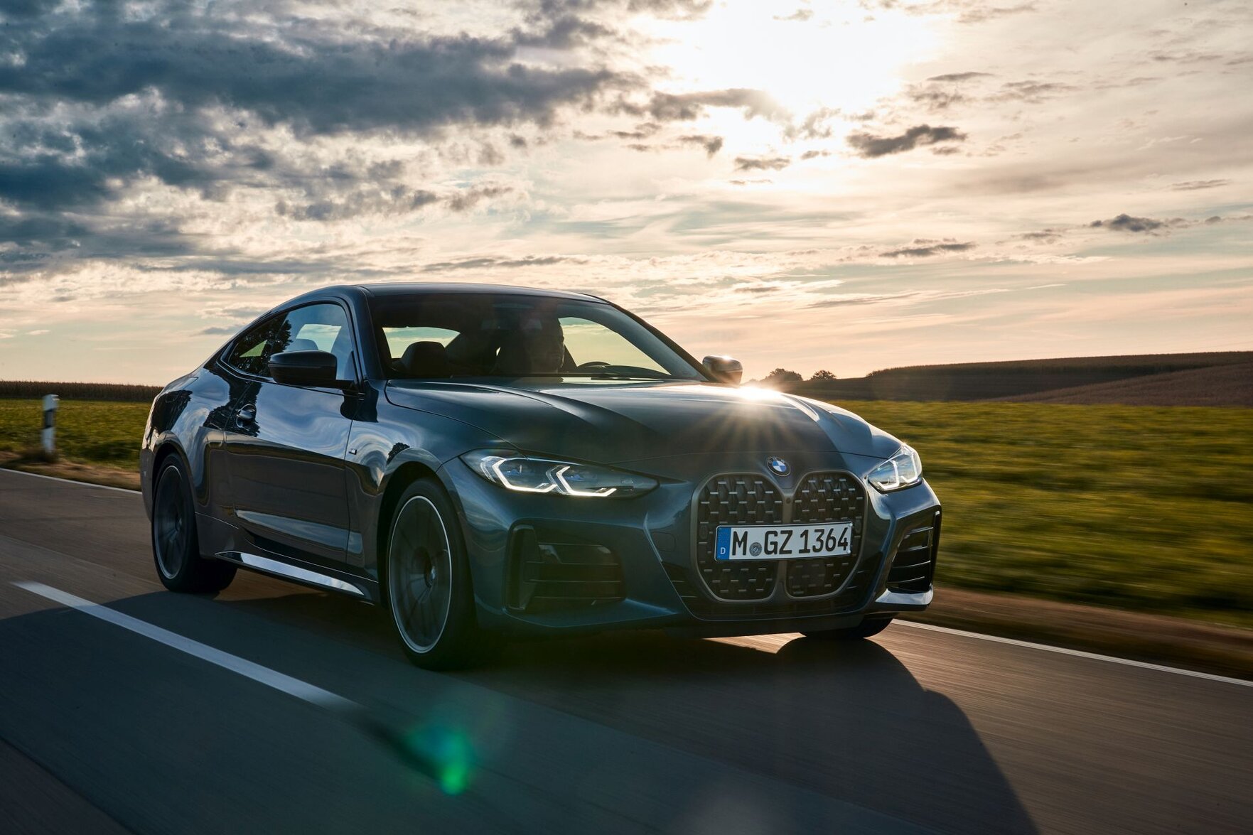 Pierwsza Jazda Bmw Serii Sezon Na Grilla Automotyw