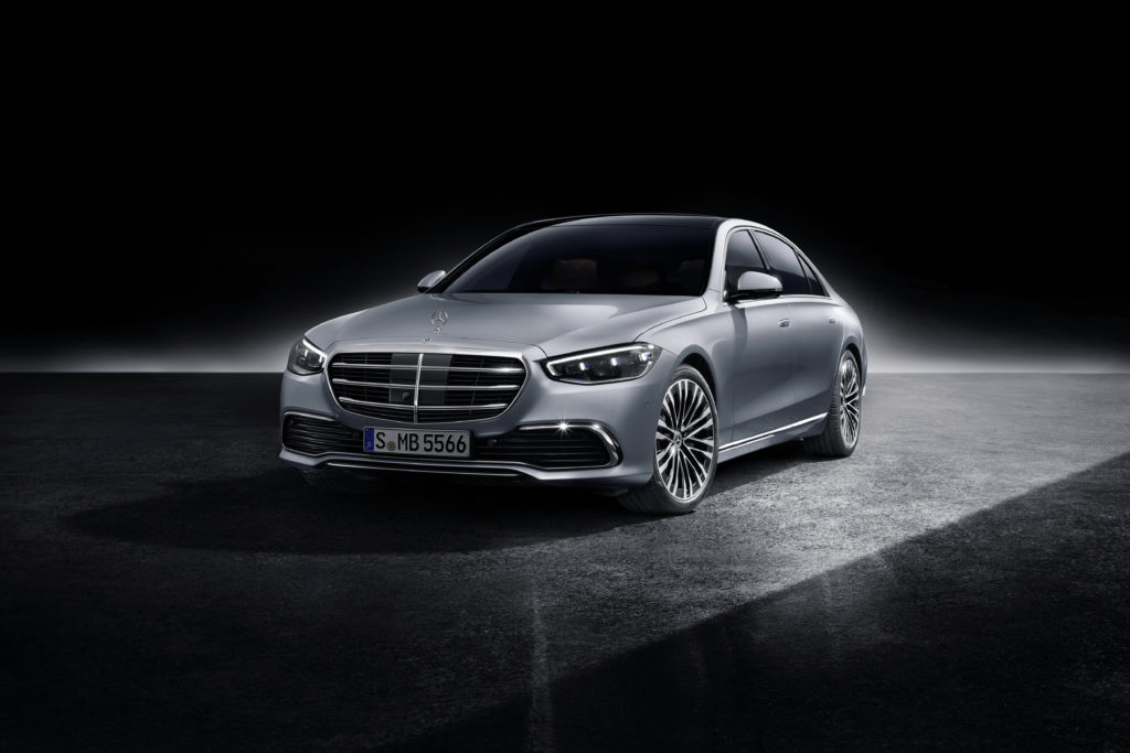 Nowy Mercedes-Benz S-Klasa. Jak zmieniał się przez lata?