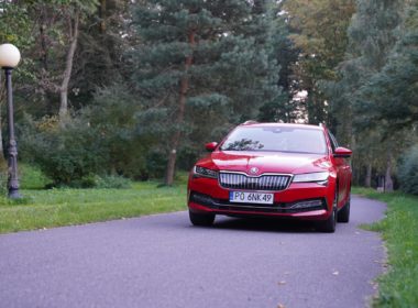 Skoda Superb Combi iV Laurin & Klement