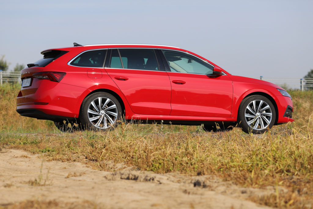 Škoda Octavia 1.5 TSI ACT kombi. Czy warto postawić na czeski przebój?
