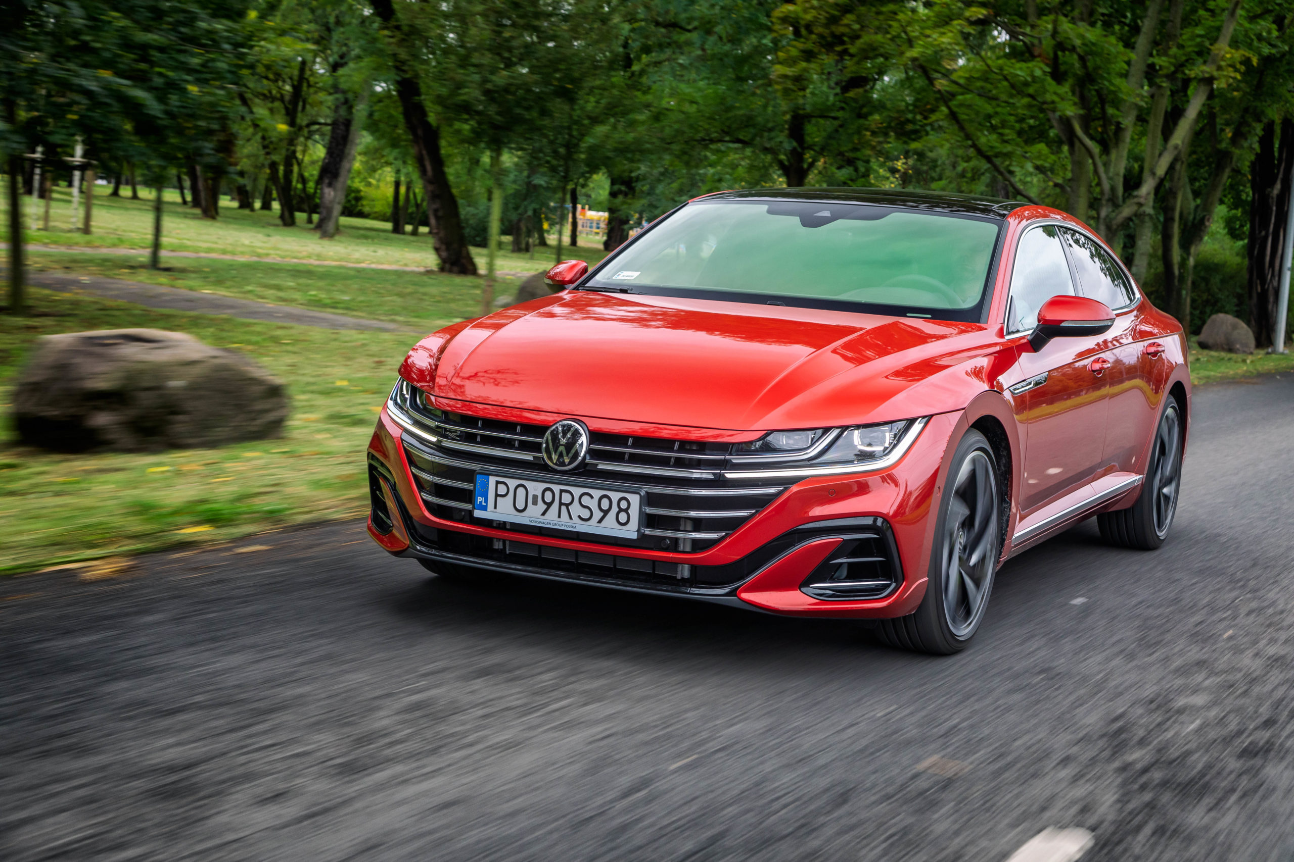 Nowy Volkswagen Arteon po liftingu. Pierwsza jazda Automotyw