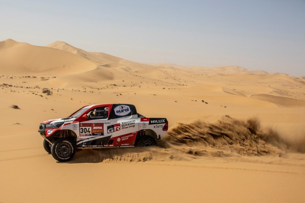 Toyota Hilux GAZOO Racing Dakar 2021