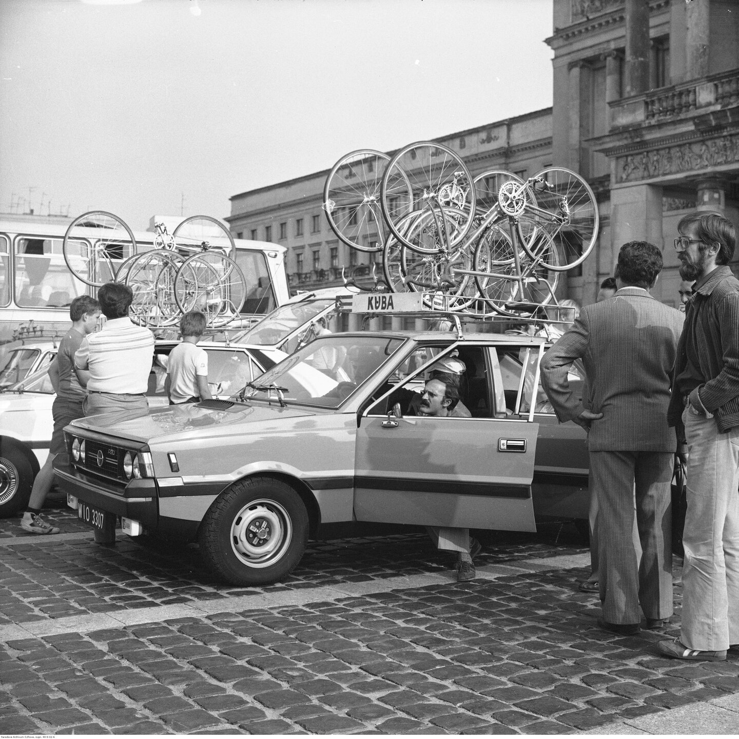 FSO Polonez i Fiat 125p. Co je łączy, a co dzieli? Sprawdzamy