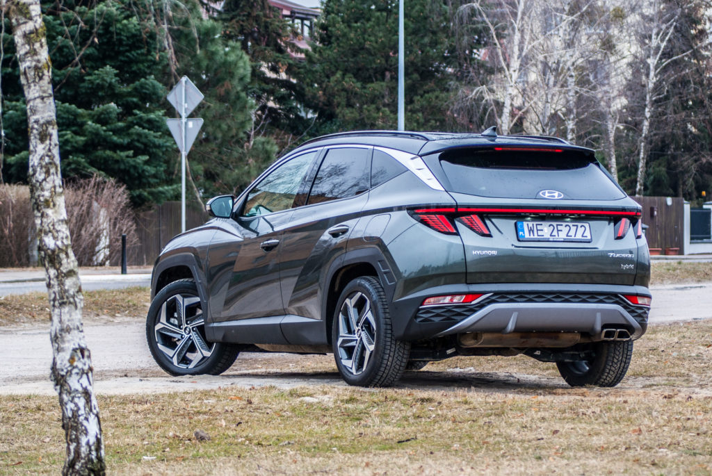 Test. Nowy Hyundai Tucson 1.6 T-GDi Hybrid – komfort, oszczędna jazda i awangardowy styl