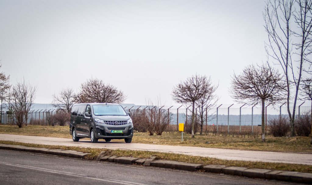 Test. Opel Zafira e-Life Bussines Extra Long. Gdy potrzebujesz przestrzeni.