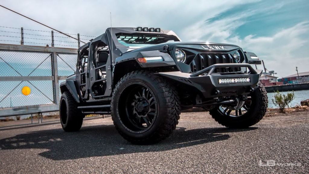 Jeep Wrangler po tuningu w stylu postapo
