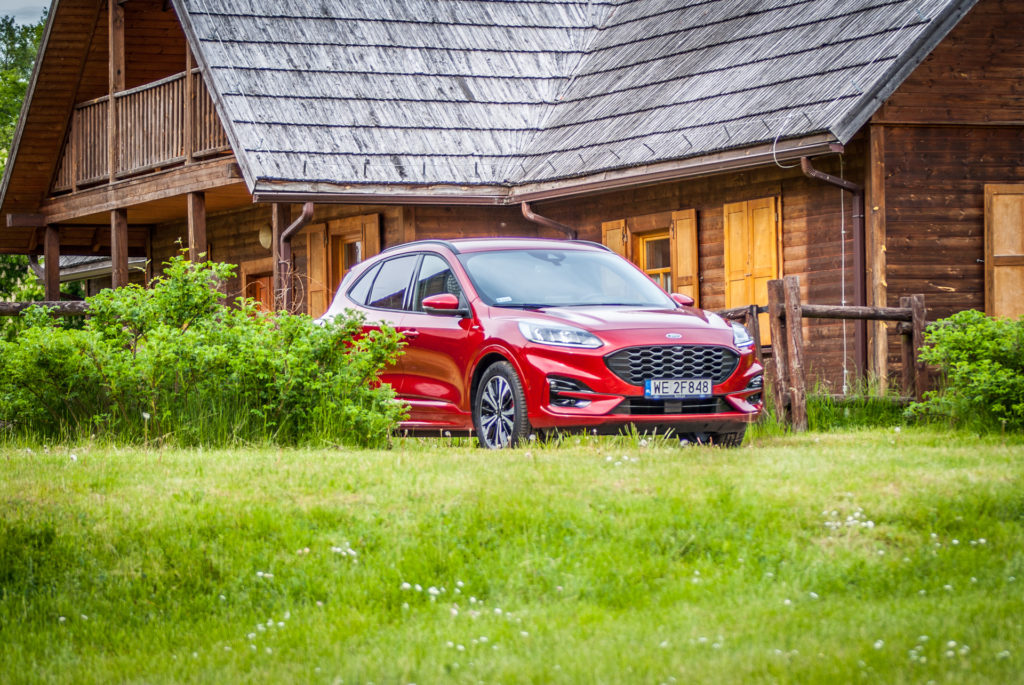Ford Kuga 2.0 EcoBLue mHEV – test oszczędnego SUV-a
