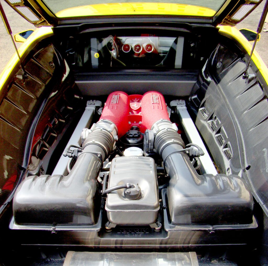 silnik V8 Ferrari F430