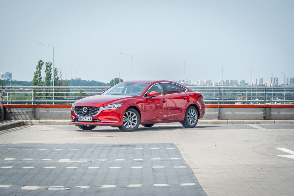 Wolnossący, wygodny, oszczędny. Mazda 6 SkyActiv-G. Test