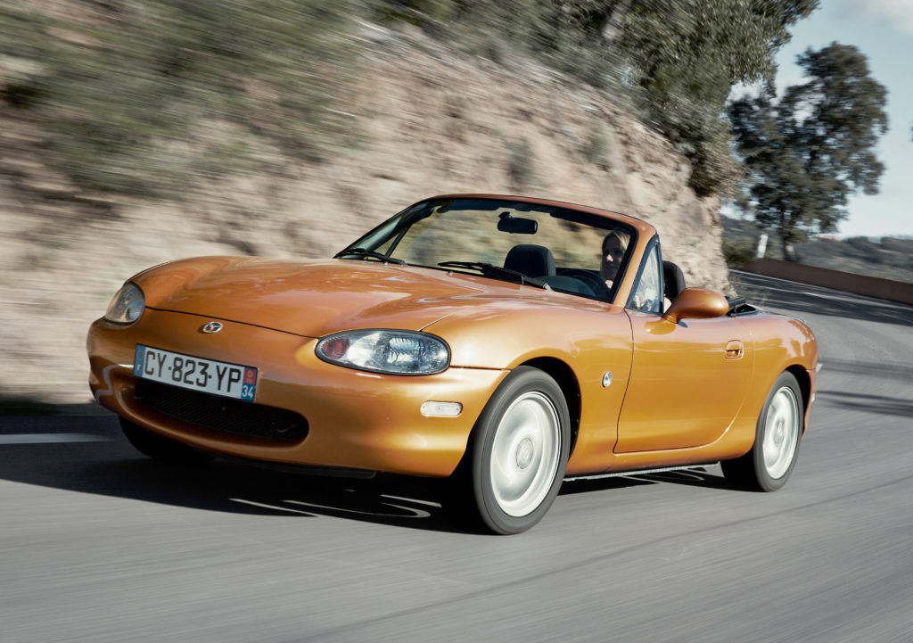 Mazda MX-5 NB. Najpopularniejszy roadster na świecie. Poradnik kupującego