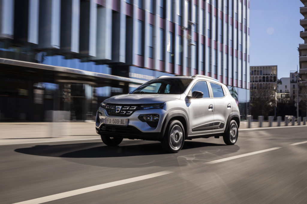 Renault zabezpiecza dostawy litu do produkcji baterii w elektrykach