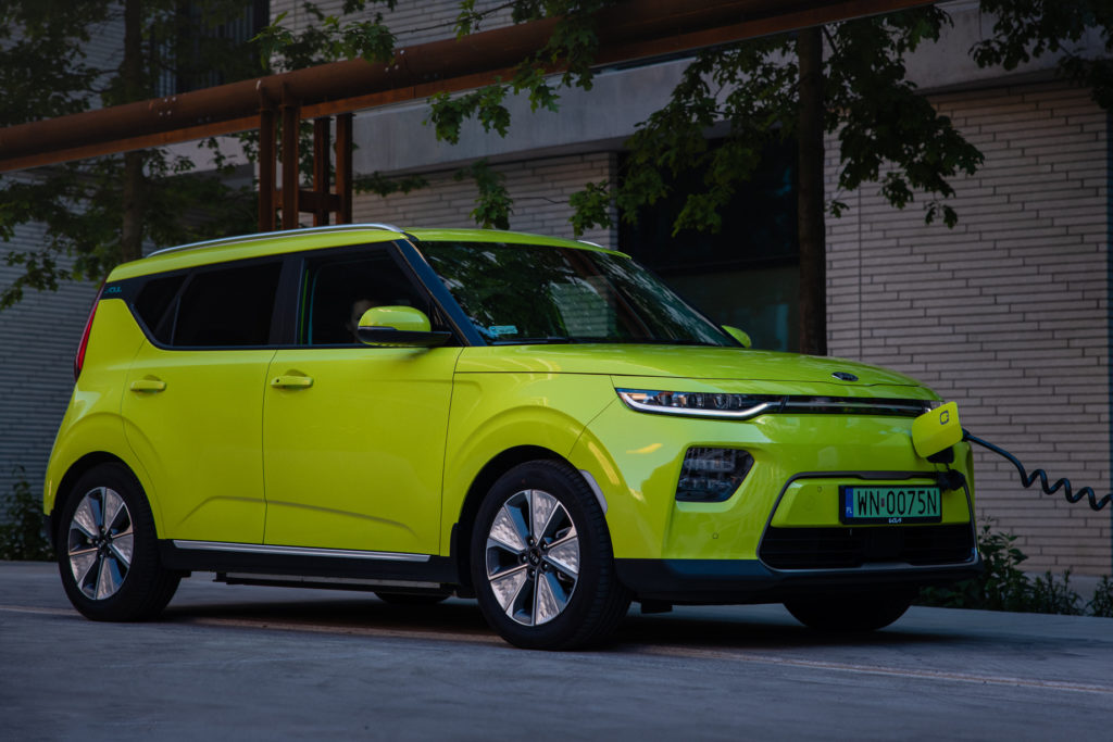Czym kierować się przy wyborze samochodu elektrycznego?