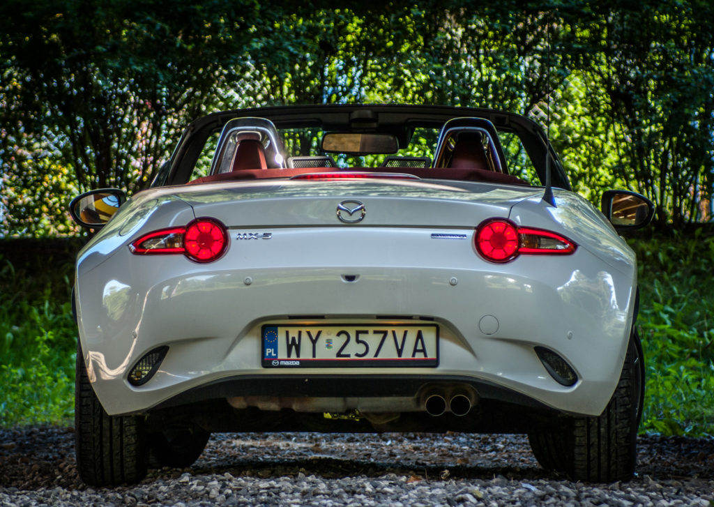 Jaki fun car wybrać? Mazda MX-5 – witajcie w lunaparku. Test