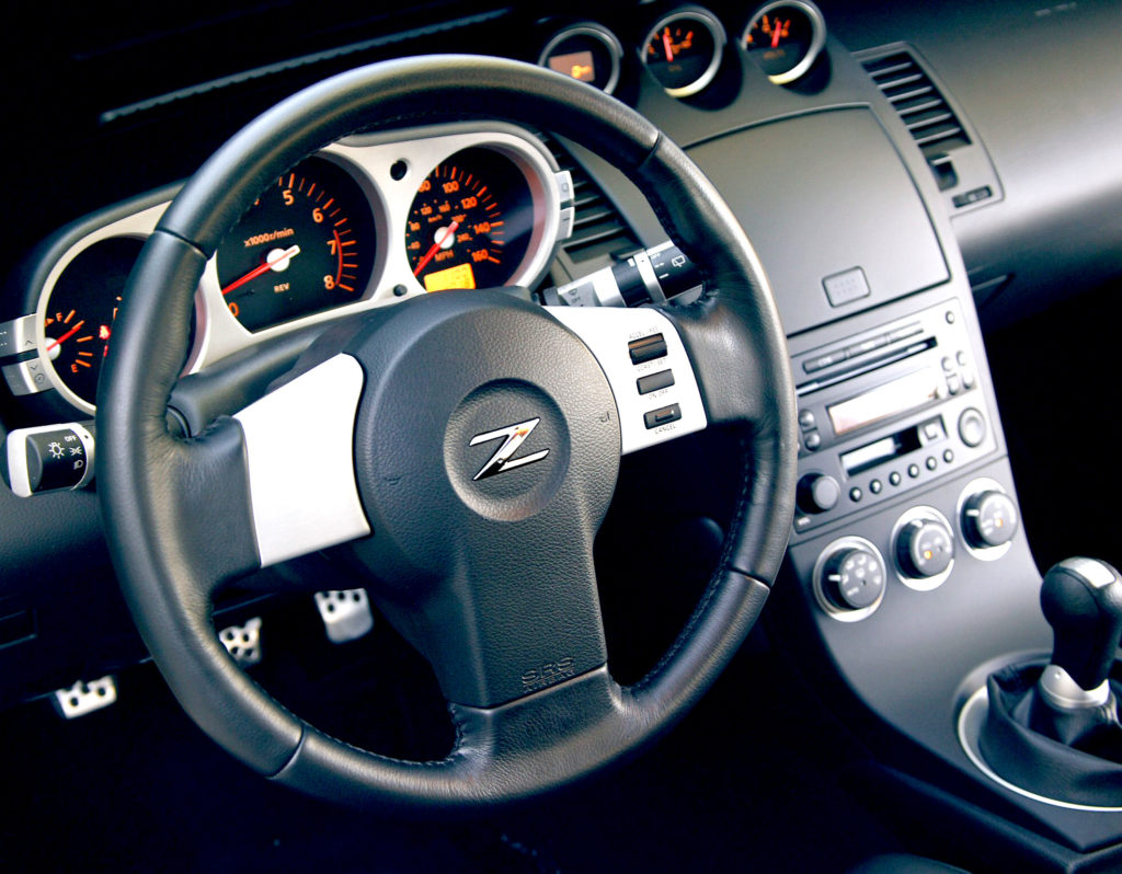 kierownica w Nissanie 350Z