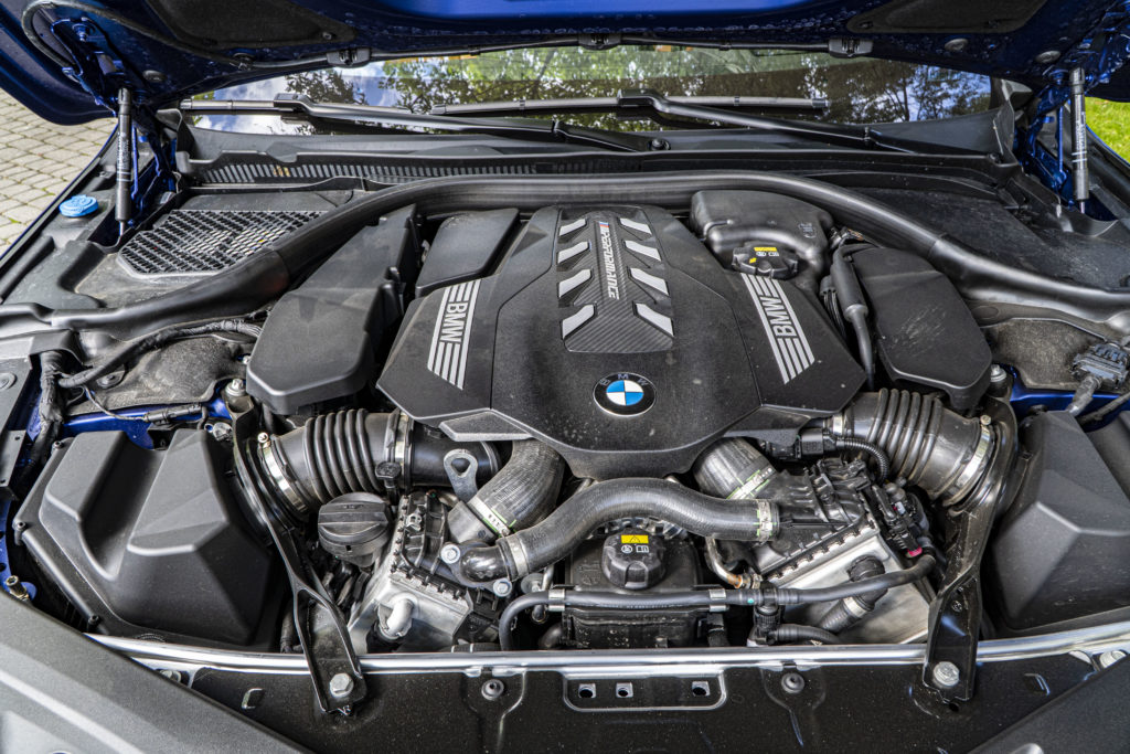 doładowane V8 BMW