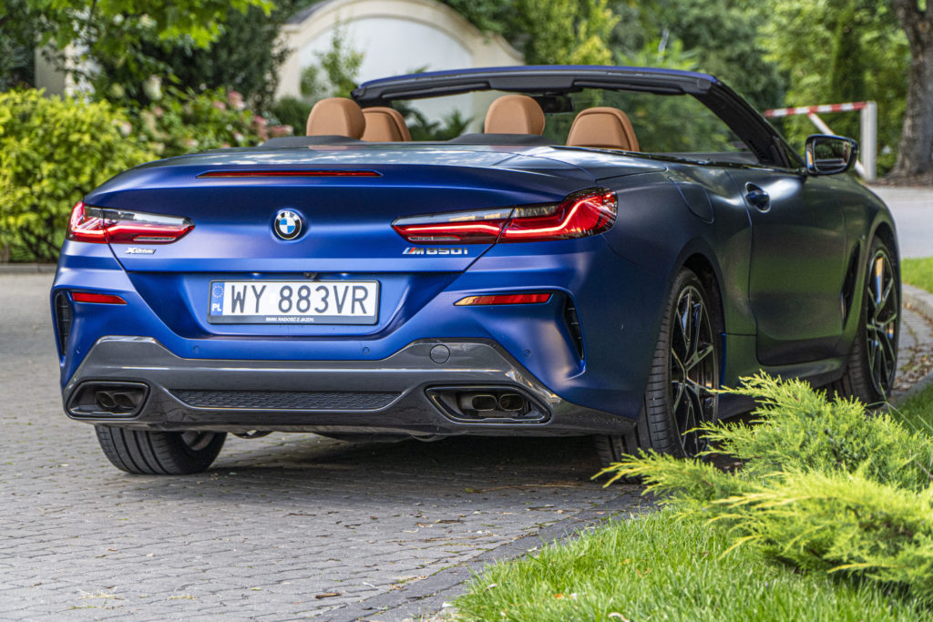 BMW M850i xDrive cabrio. Sportowiec, czy luksusowe gran turismo?