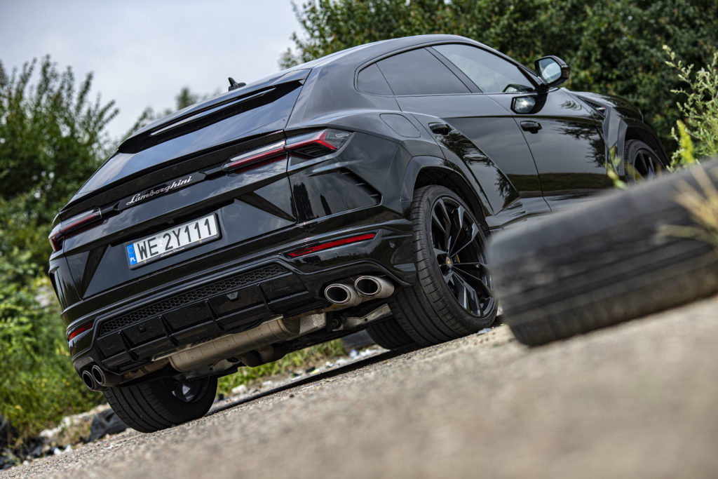 Lamborghini Urus. Test superauta przebranego za SUV-a