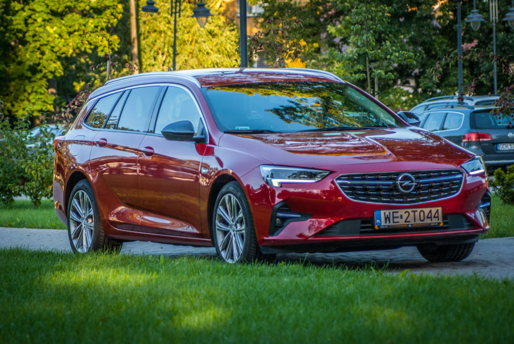 Opel Insignia Sports Tourer 2.0 Turbo (fot. Jakub Kornacki / Automotyw.com)