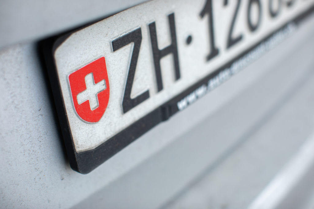 Szwajcaria – tu się oddycha, czyli jak kupić auto ze Szwajcarii