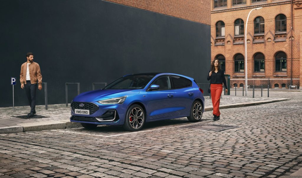 Nowy, odświeżony Ford Focus – co się zmieniło? Jest Focus ST!