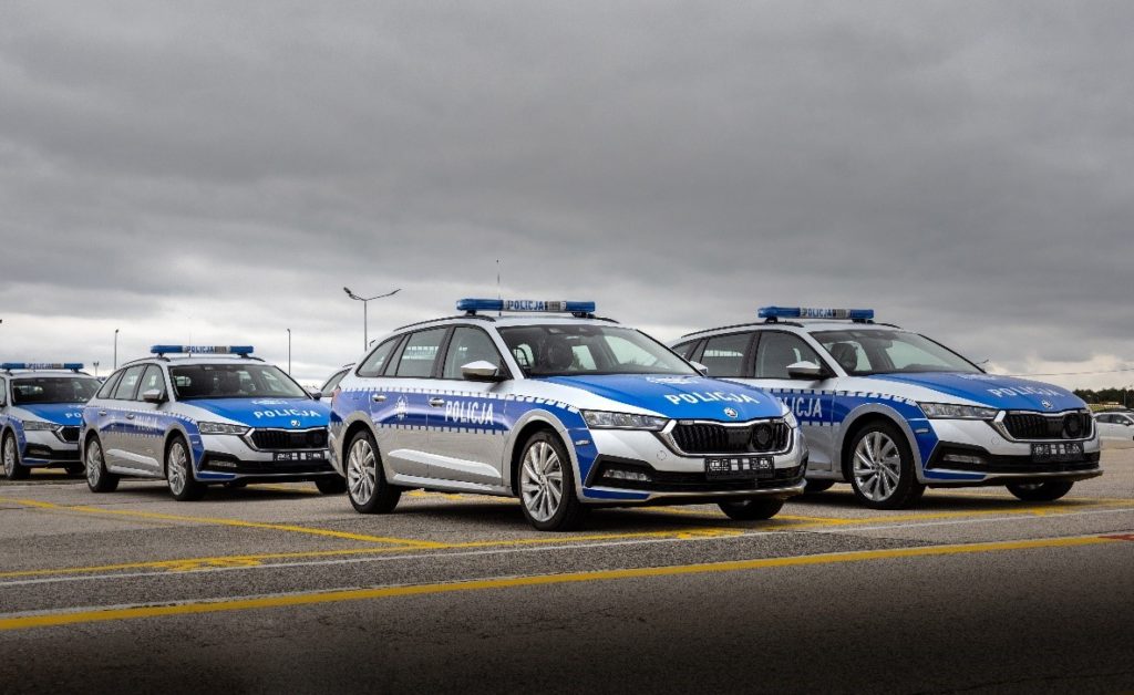 Pierwsze hybrydy plug-in w roli radiowozów polskiej policji