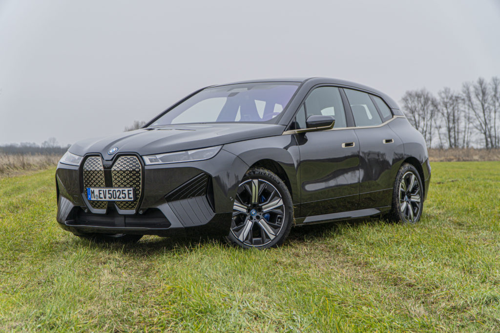 Test. BMW iX xDrive50. Pierwsza jazda i wrażenia. Czy takie będą samochody przyszłości?