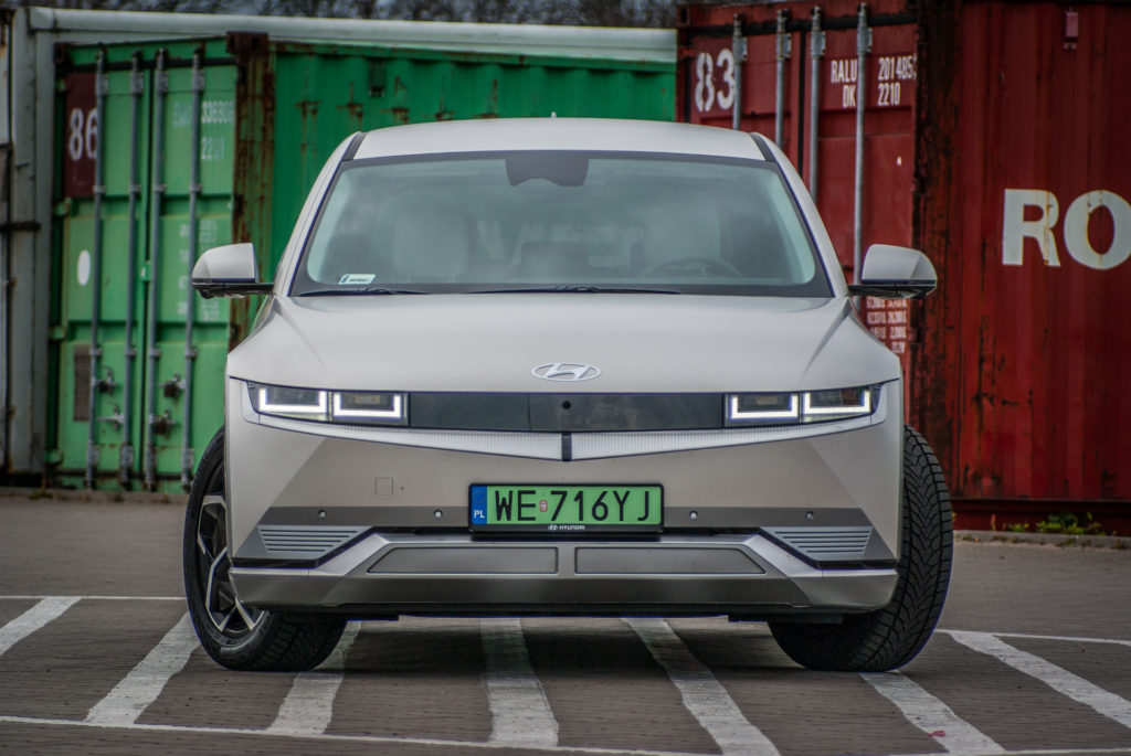 Samochody elektryczne z instalacją 800 V – dlaczego to ma znaczenie?
