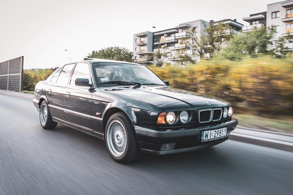 BMW E34 już jest kultowe. Garść informacji przydatnych przy zakupie