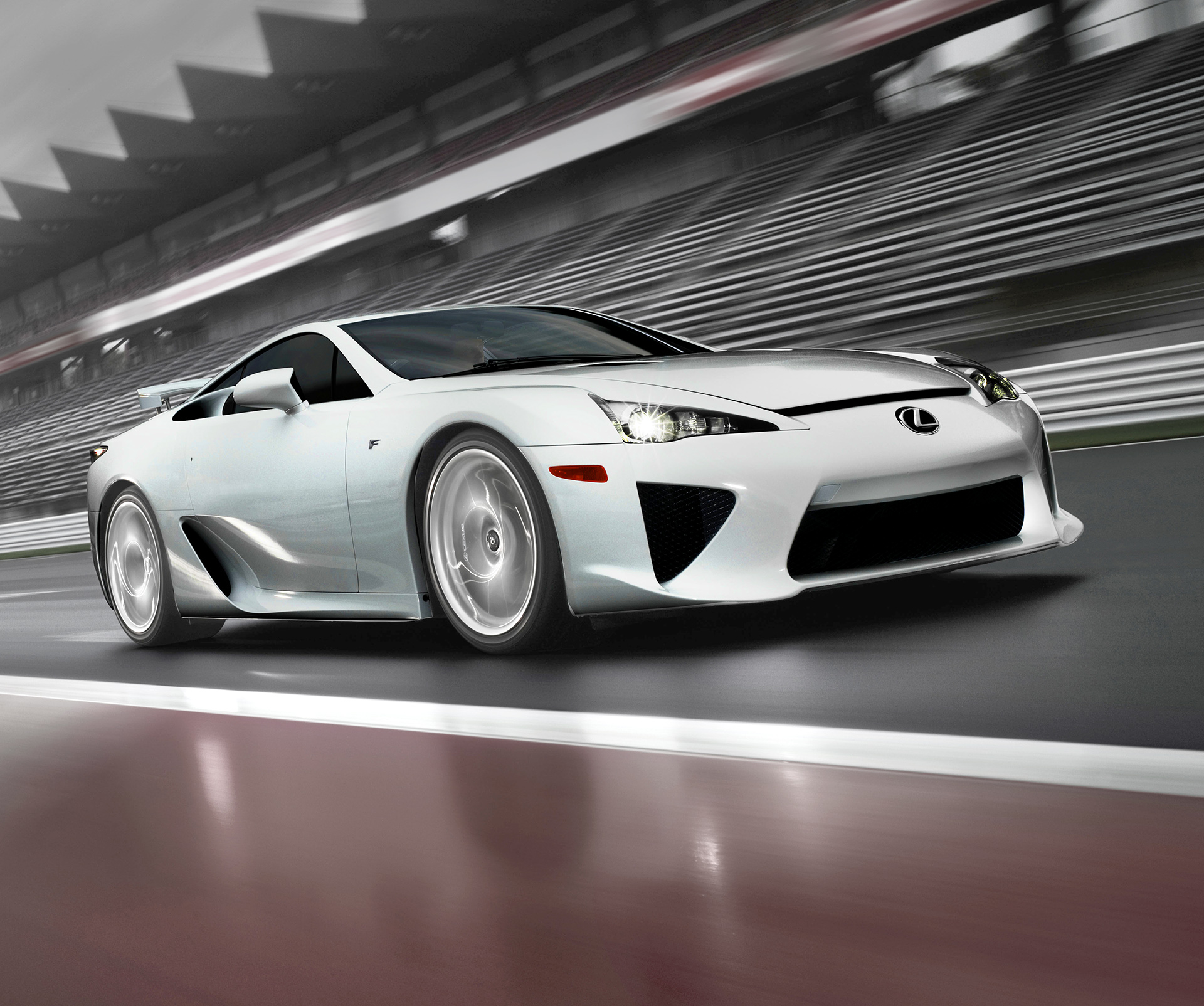Lexus LFA - supertest