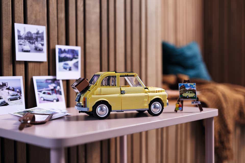 Fiat 500 to ponadczasowy klasyk. Można mieć go w klockowej wersji (fot. LEGO)