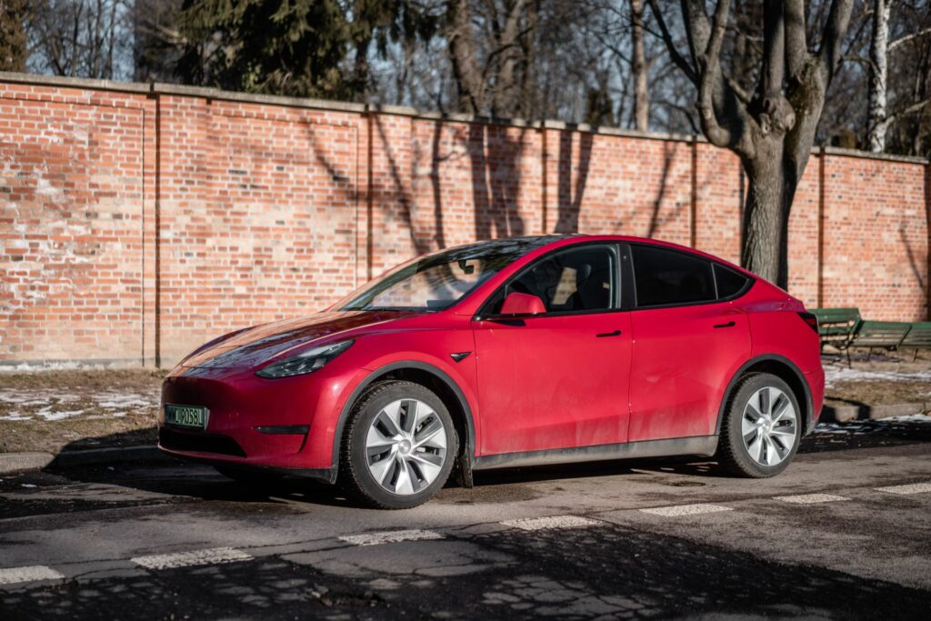 Test. Tesla Model Y Long Range – sprawdzamy czy faktycznie long zimą