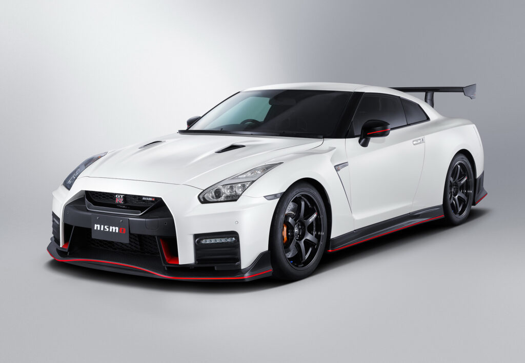 Nissan GT-R R35. Najtańszy sposób na używane superauto