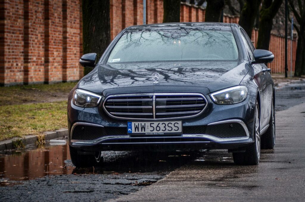 Test. Mercedes E 300e. Prowadzisz? Nie potrzebujesz S-Klasy