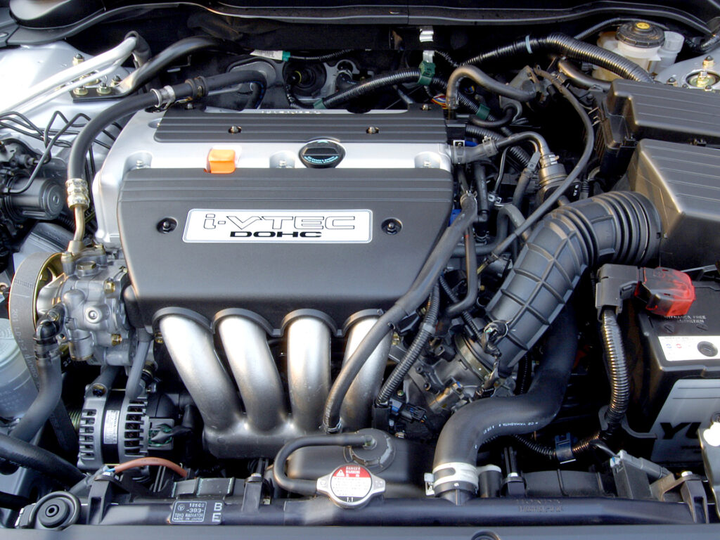 silnik 2.0 i-VTEC z Hondy Accord VII