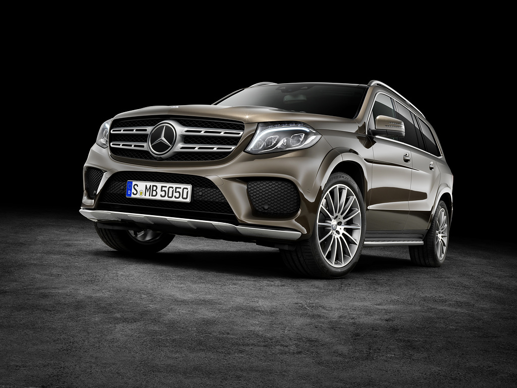 Pewne auto używane? Zobacz programy dealerskie – Mercedes, Peugeot, Renault, a ogłoszenia z Otomoto