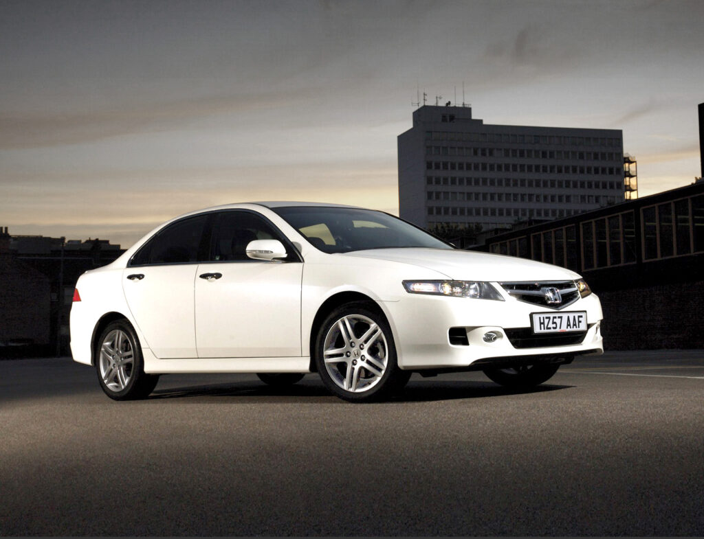 Honda Accord VII (2002-08). Nie jest tania i ciężko ją kupić!