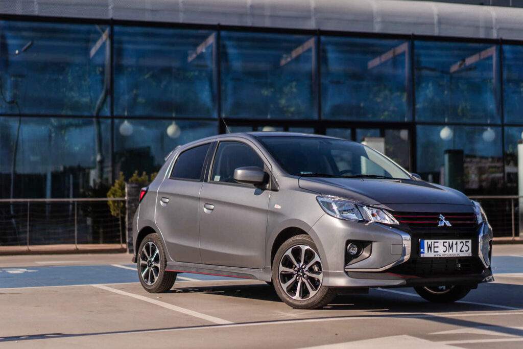 Nowy Mitsubishi Space Star to dobry kandydat na pierwszy samochód. Dlaczego?