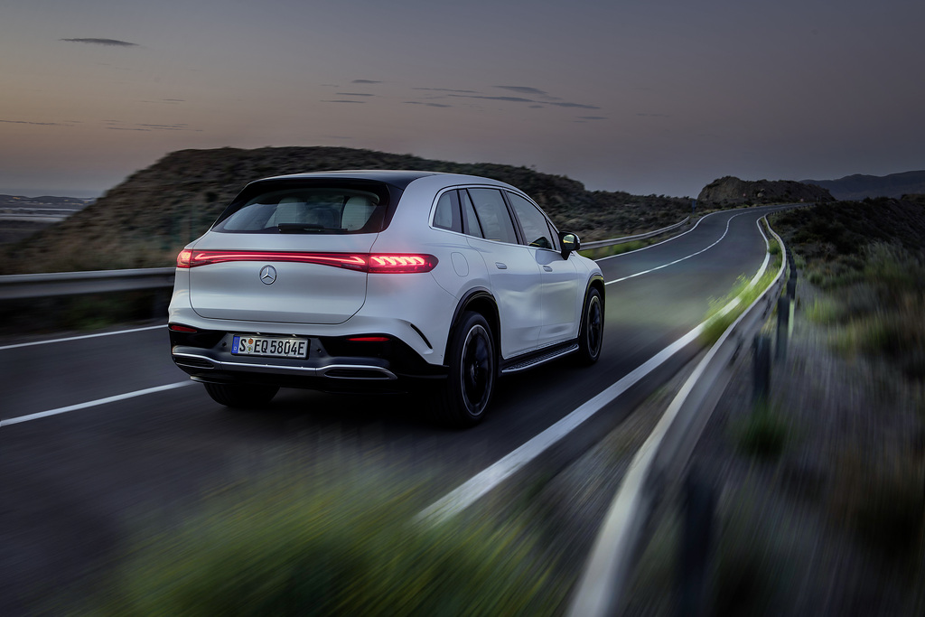 Światowa premiera: nowy Mercedes EQS SUV