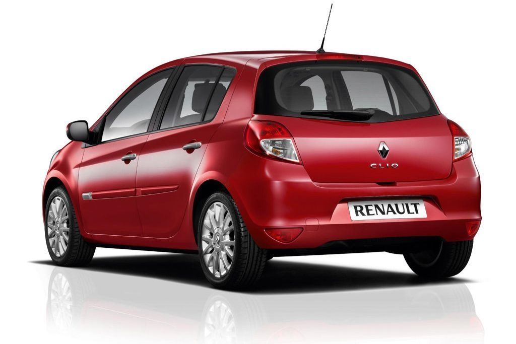 czerwone Renault Clio III