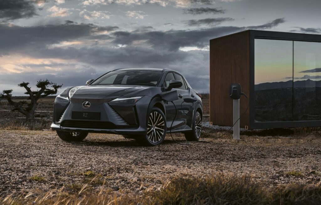 Lexus RZ: wszystko, co chcecie o nim wiedzieć