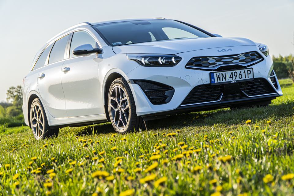 Test. Kia Ceed PHEV. Popularny kompakt i hybryda plug-in. Warto?