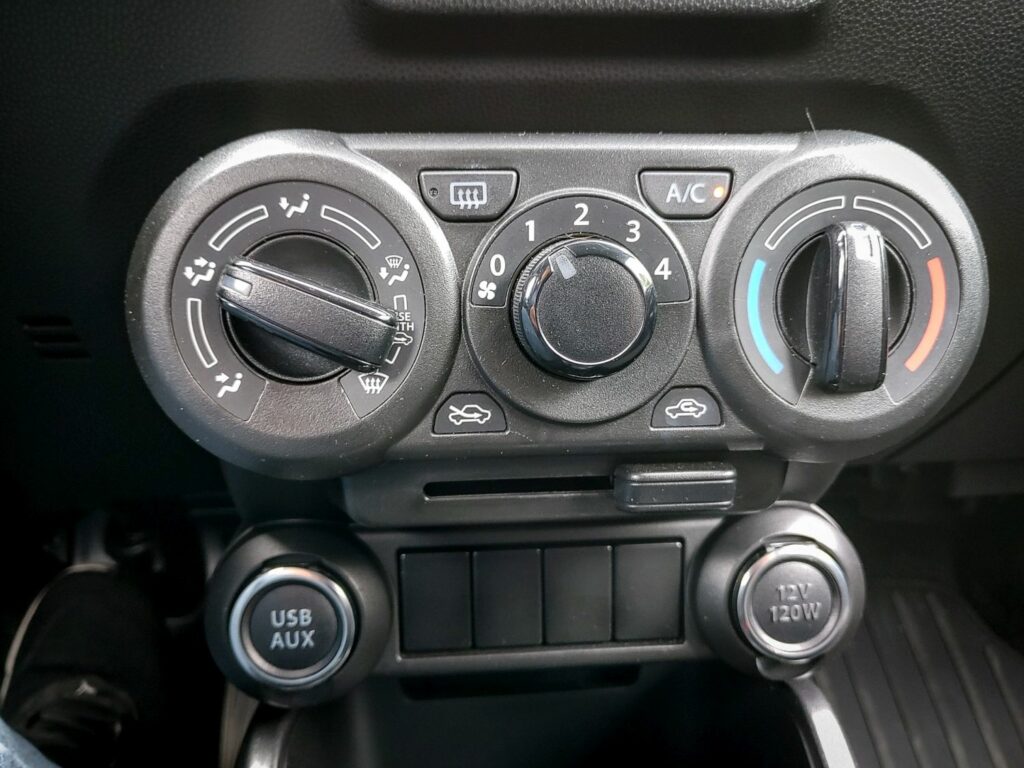 Suzuki Ignis Hybrid CVT (fot. Jakub Kornacki / Automotyw.com)