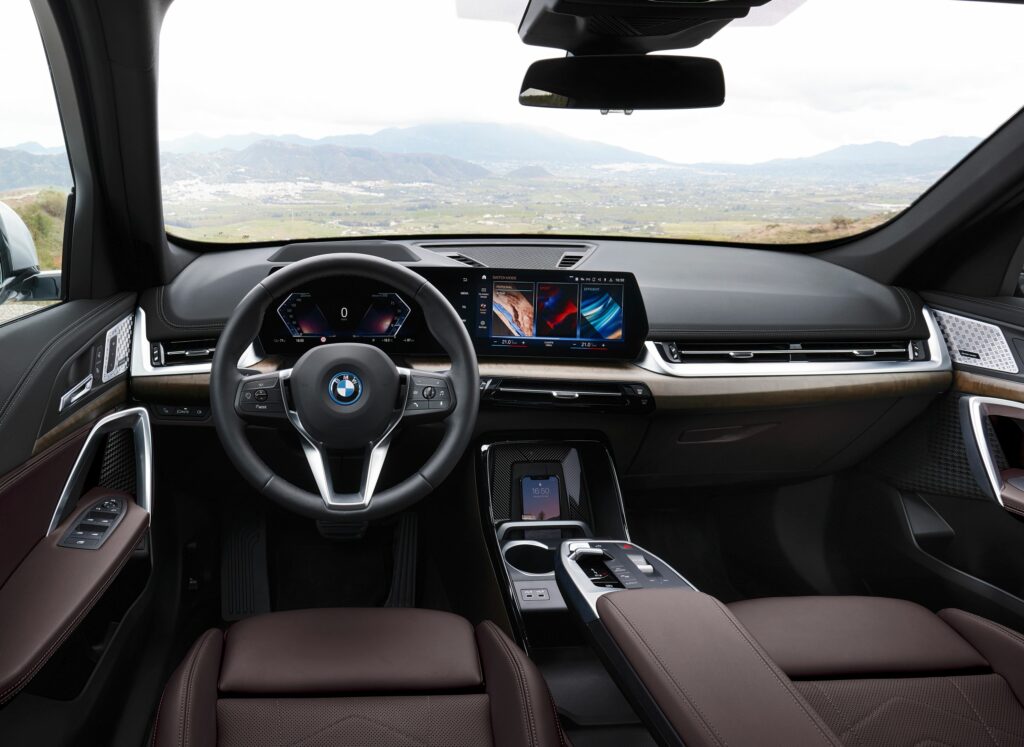 wnętrze nowego BMW X1