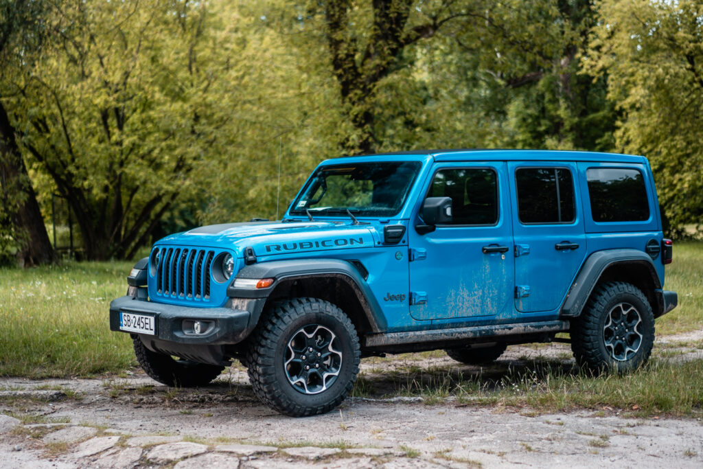 Test. Jeep Wrangler Rubicon 4xe. Czy to ma sens?