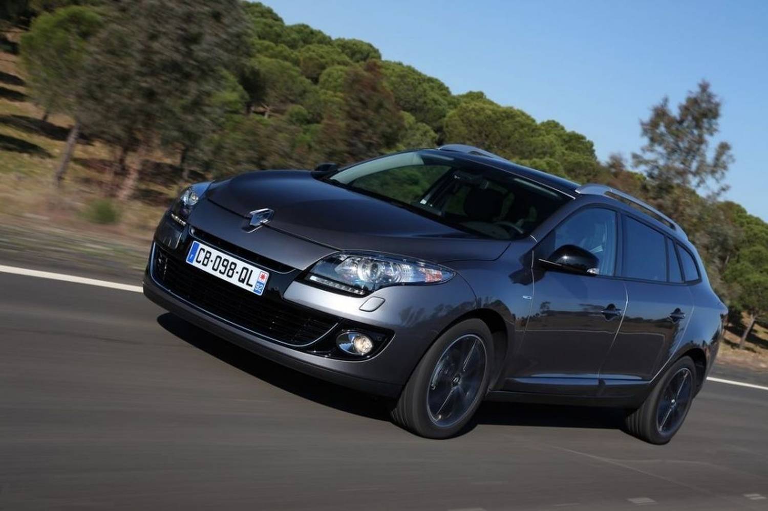 Top 10. Używane rodzinne auto do 30 tys. zł