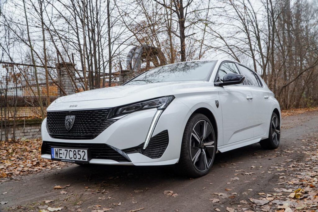 Peugeot 308 hatchback i kombi. Wszystko co musisz zanim go kupisz