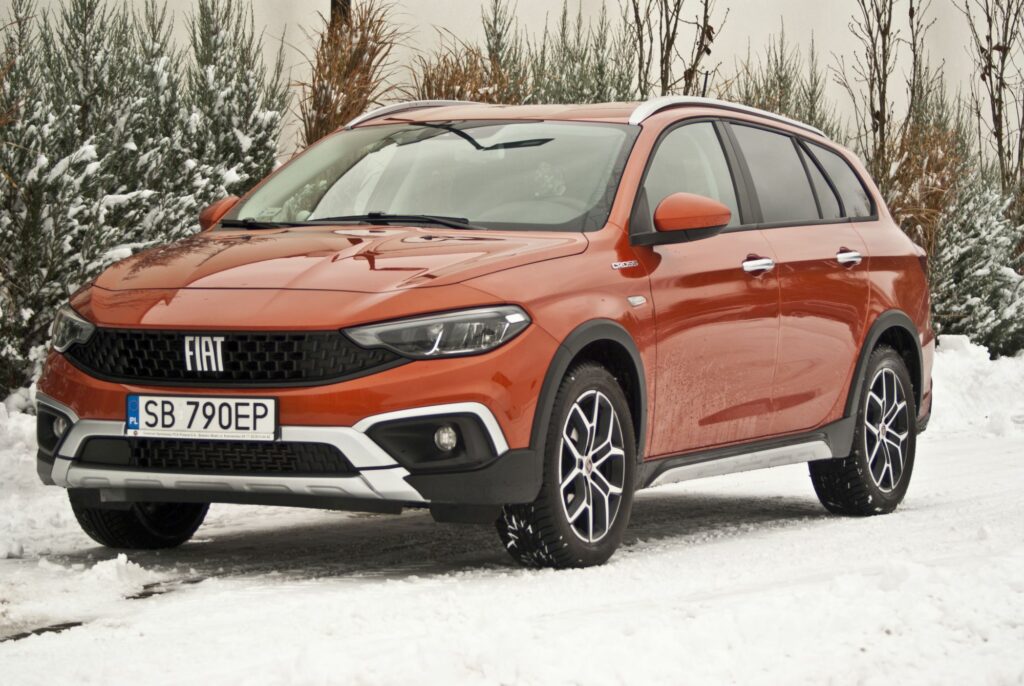 Fiat Tipo SW 1.6 Multijet Cross – kombi z dieslem