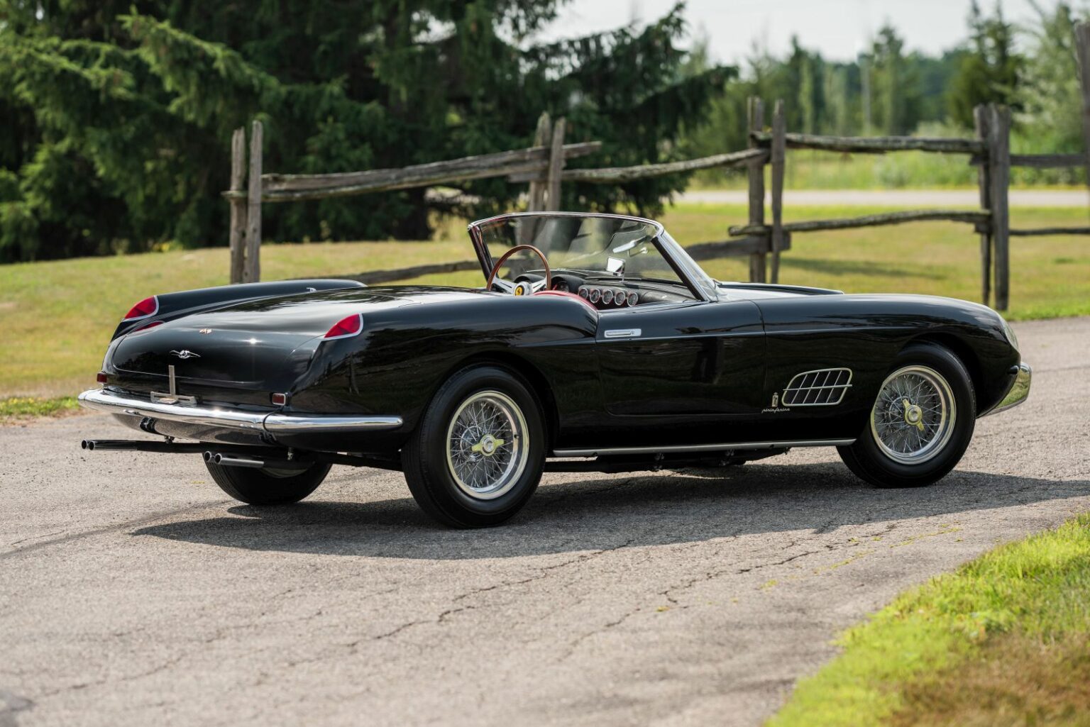 TOP 10 Samochody klasyczne. Co warto kupić w 2023? - Automotyw