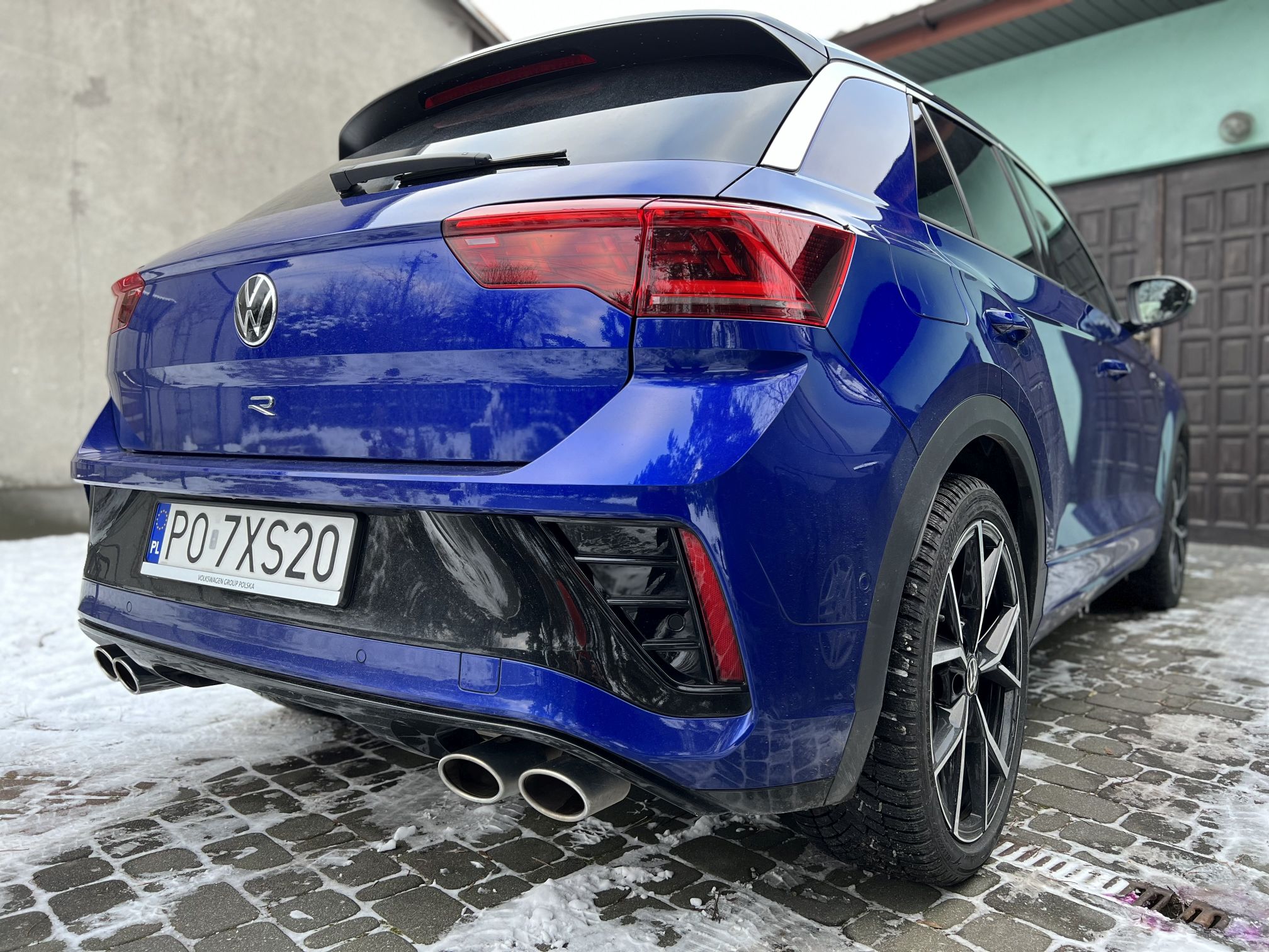 Volkswagen T-Roc R. Ma dwa oblicza. Jedno z nich podnosi ciśnienie