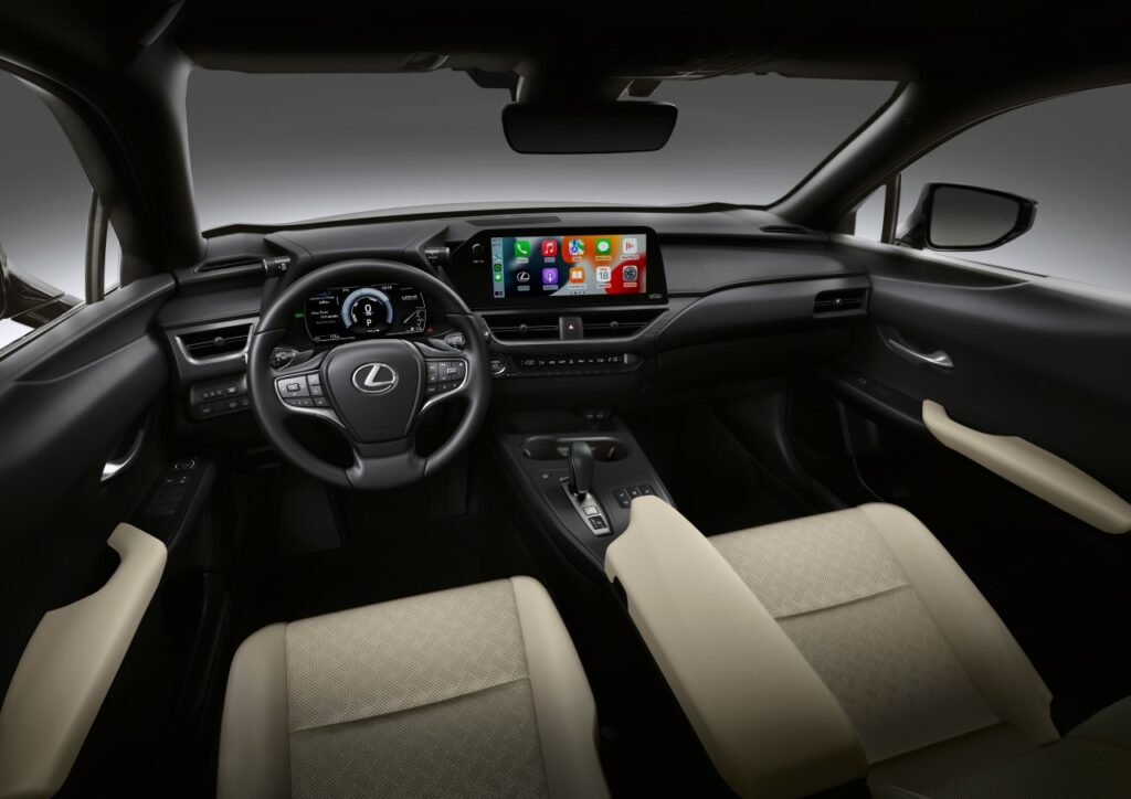wnętrze Lexusa UX 300e